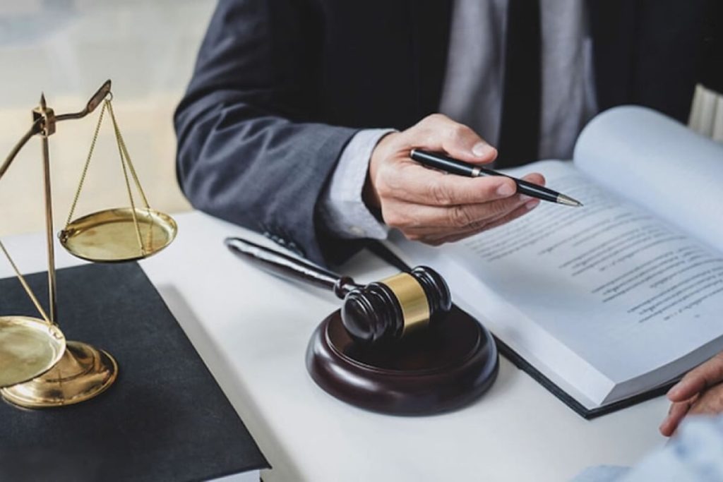 بررسی هزینه وکیل مهاجرت به آلمان 4 word image 2308 2 - بررسی هزینه وکیل مهاجرت به آلمان